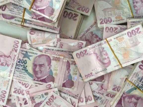 Yeni evlenenlere büyük müjde! Bakan Göktaş açıkladı: Mobilya ve beyaz eşyada özel indirimler geliyor!