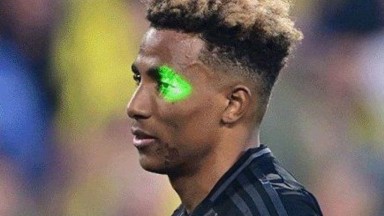 Gedson'a Lazer Tuttu, hayatı karardı! Taraftarın ifadesi ve aldığı ceza olay oldu!