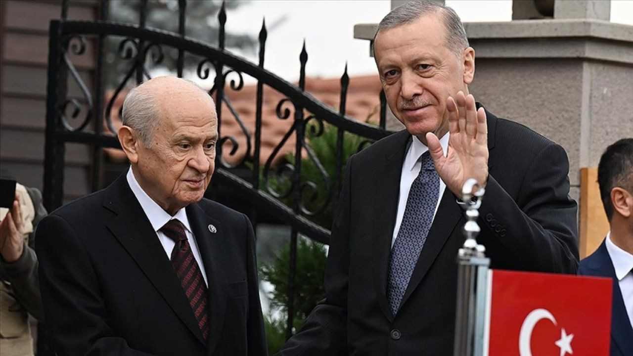 SON DAKİKA! Erdoğan, Bahçeli'yi evinde ziyaret etti! 35 dakikalık görüşmede neler konuşuldu? İşte ayrıntıları