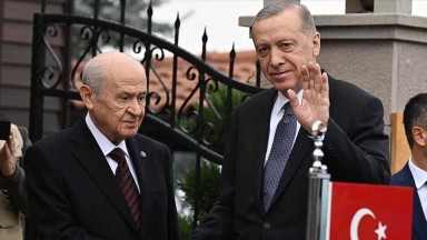 SON DAKİKA! Erdoğan, Bahçeli'yi evinde ziyaret etti! 35 dakikalık görüşmede neler konuşuldu? İşte ayrıntıları