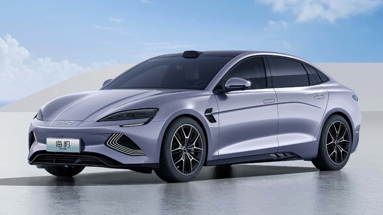 BYD Seal'dan Türkiye'ye özel hamle: Yüzde 10 ÖTV dilimine giren yeni motorla fiyat 1.850.000 TL'den satışa çıkıyor
