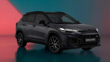 Yeni canavar yolda: 2026 Toyota Corolla Cross GR Sport göz kamaştırdı! Peki Türkiye fiyatları ne olacak?