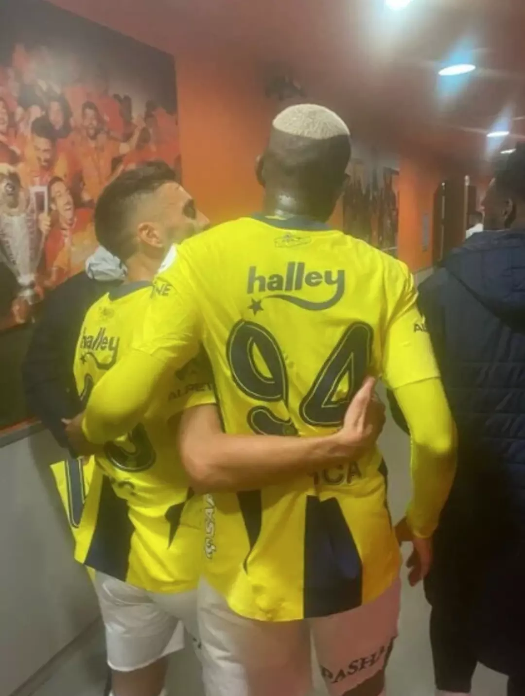 Tadic ve Talisca bir birine girdi