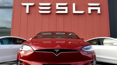 Tesla frene bastı: Model Y ve Cybertruck üretimi neden duruyor? Musk'ın planı ne?