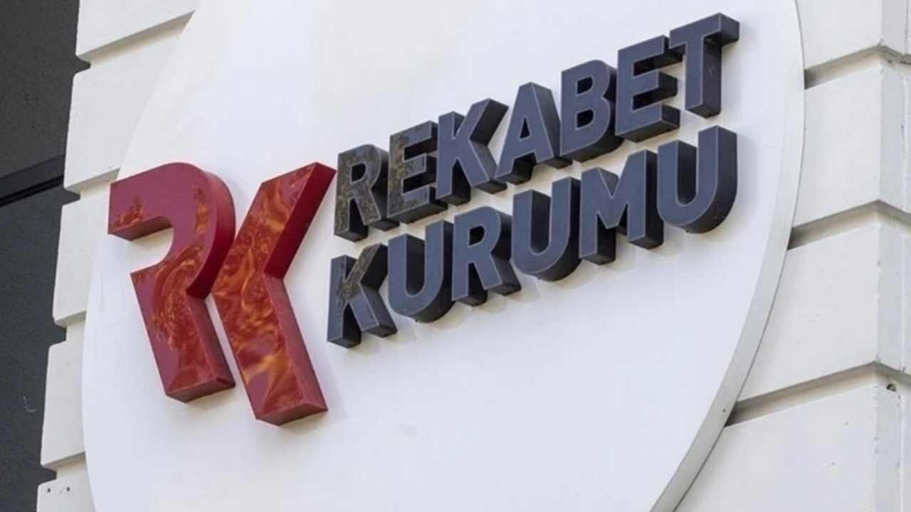 Rekabet Kurulu'ndan Teknoloji Devlerine Operasyon: Apple ve 9 Şirket Neden Mercek Altında? Soruşturma Genişletildi!